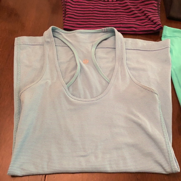 Bundle of lululemon cool racerbacks size 2 - Picture 5 of 5